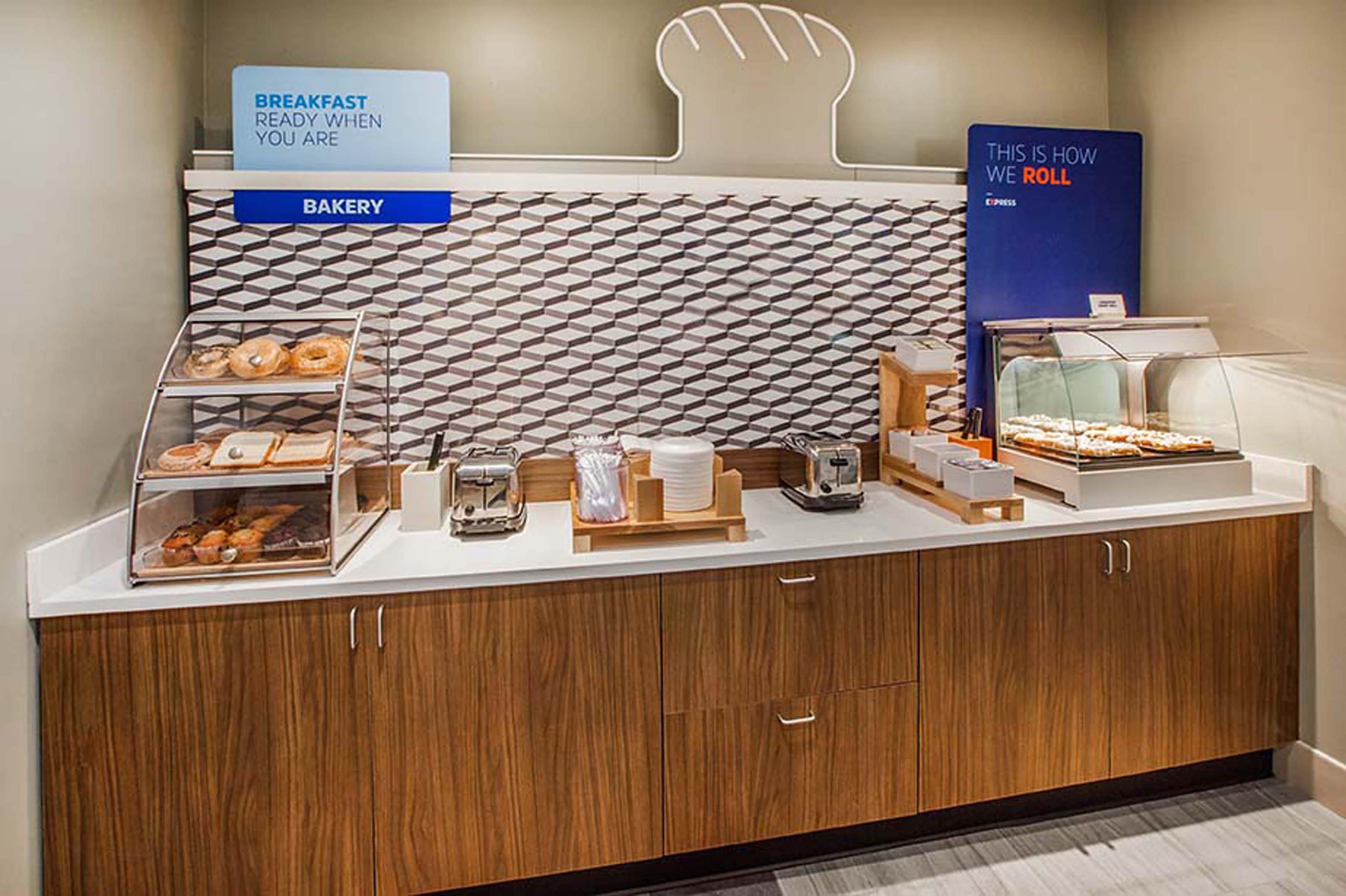 Holiday Inn Express Towson- Baltimore North By Ihg Bagian luar foto