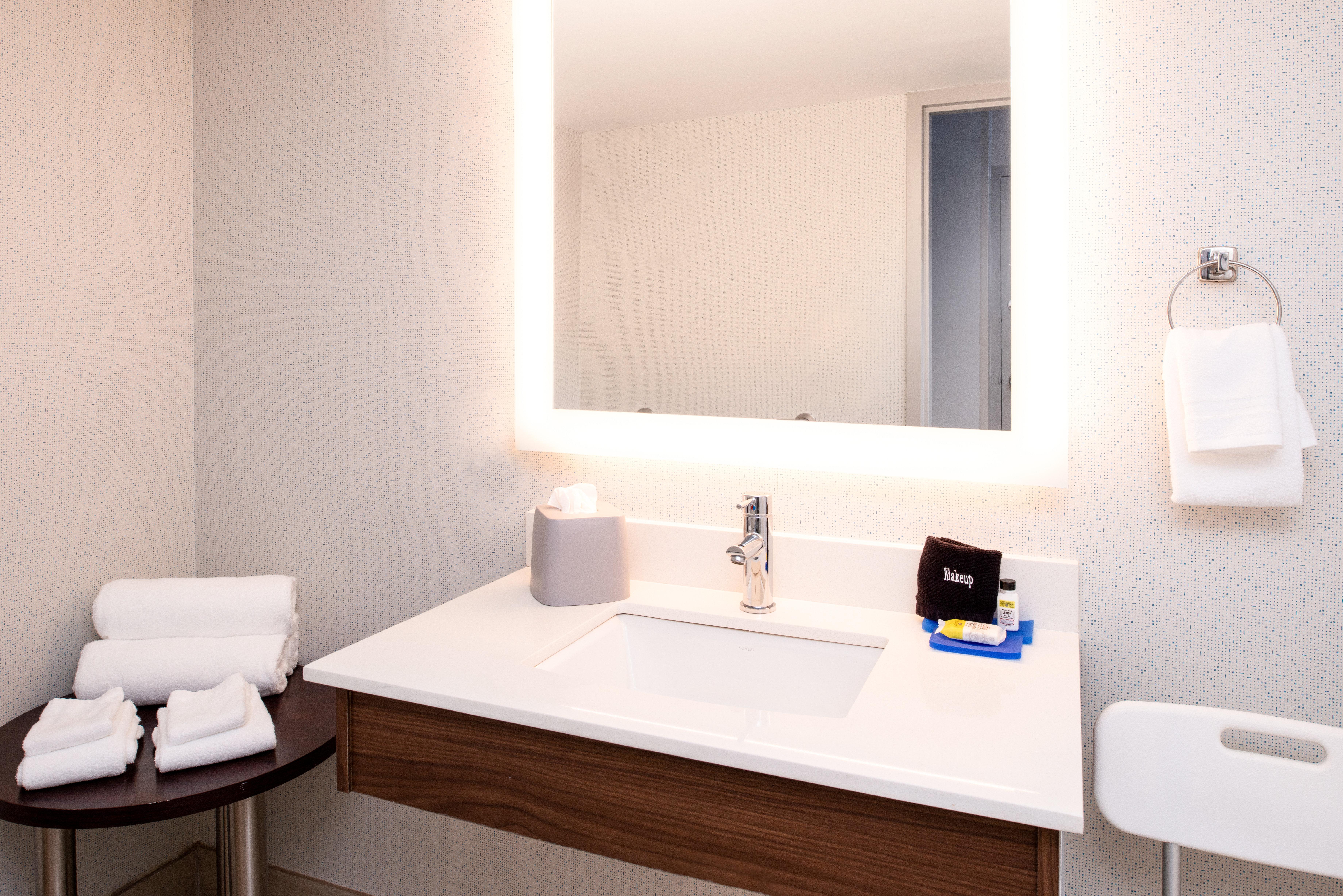Holiday Inn Express Towson- Baltimore North By Ihg Bagian luar foto